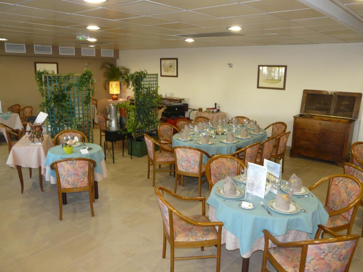 Hotel Le Chatard Sarcey Εξωτερικό φωτογραφία