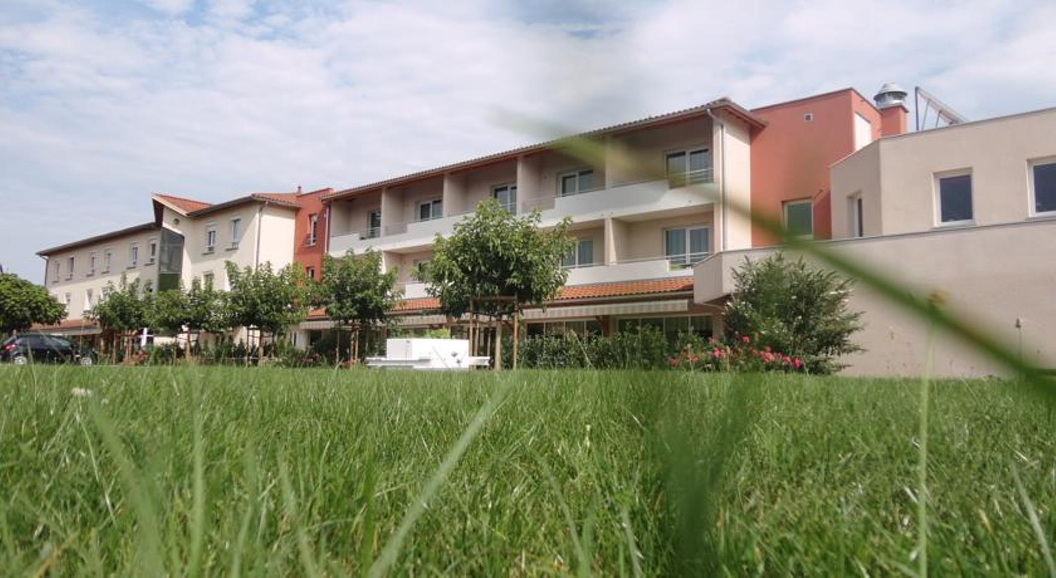 Hotel Le Chatard Sarcey Εξωτερικό φωτογραφία