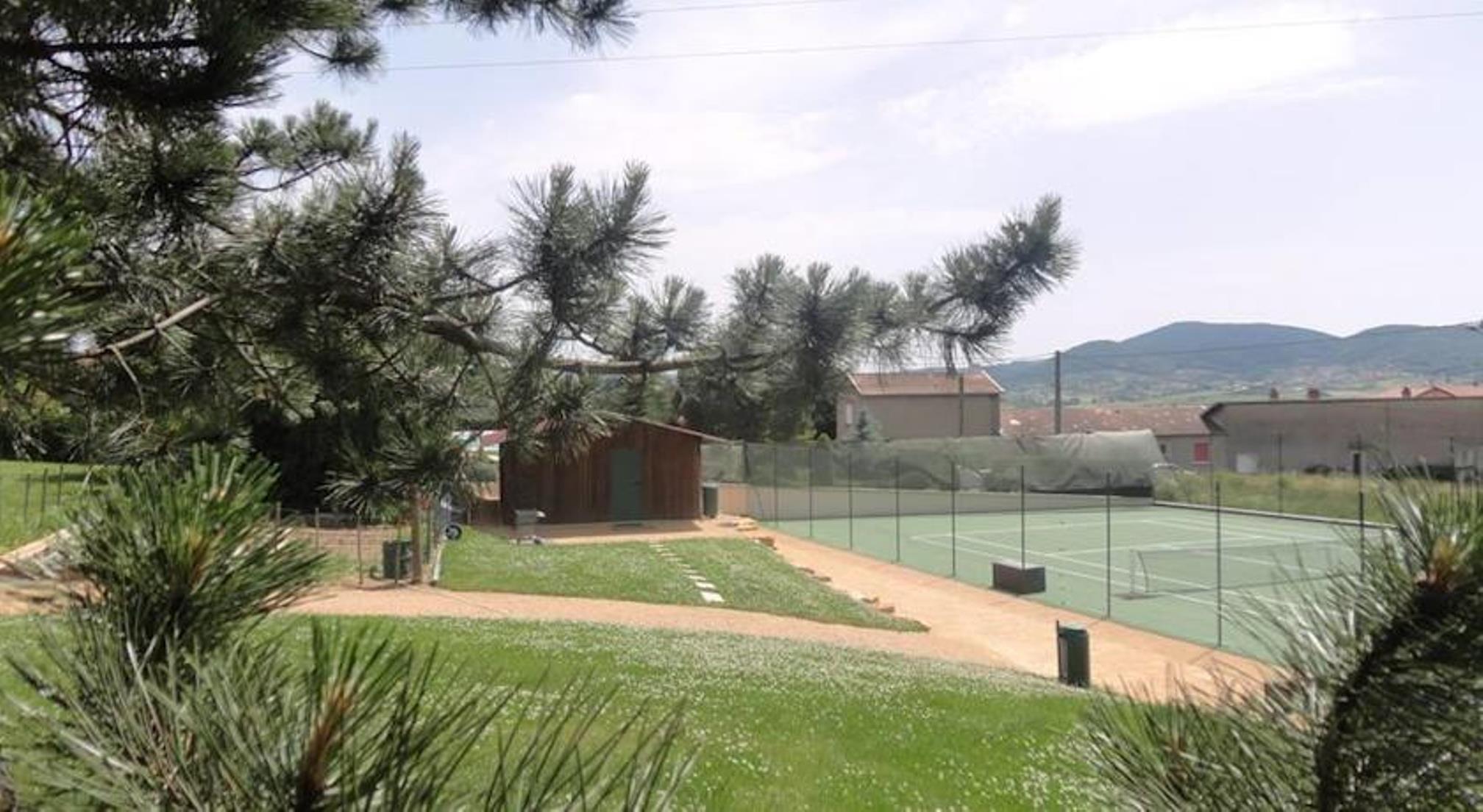 Hotel Le Chatard Sarcey Εξωτερικό φωτογραφία