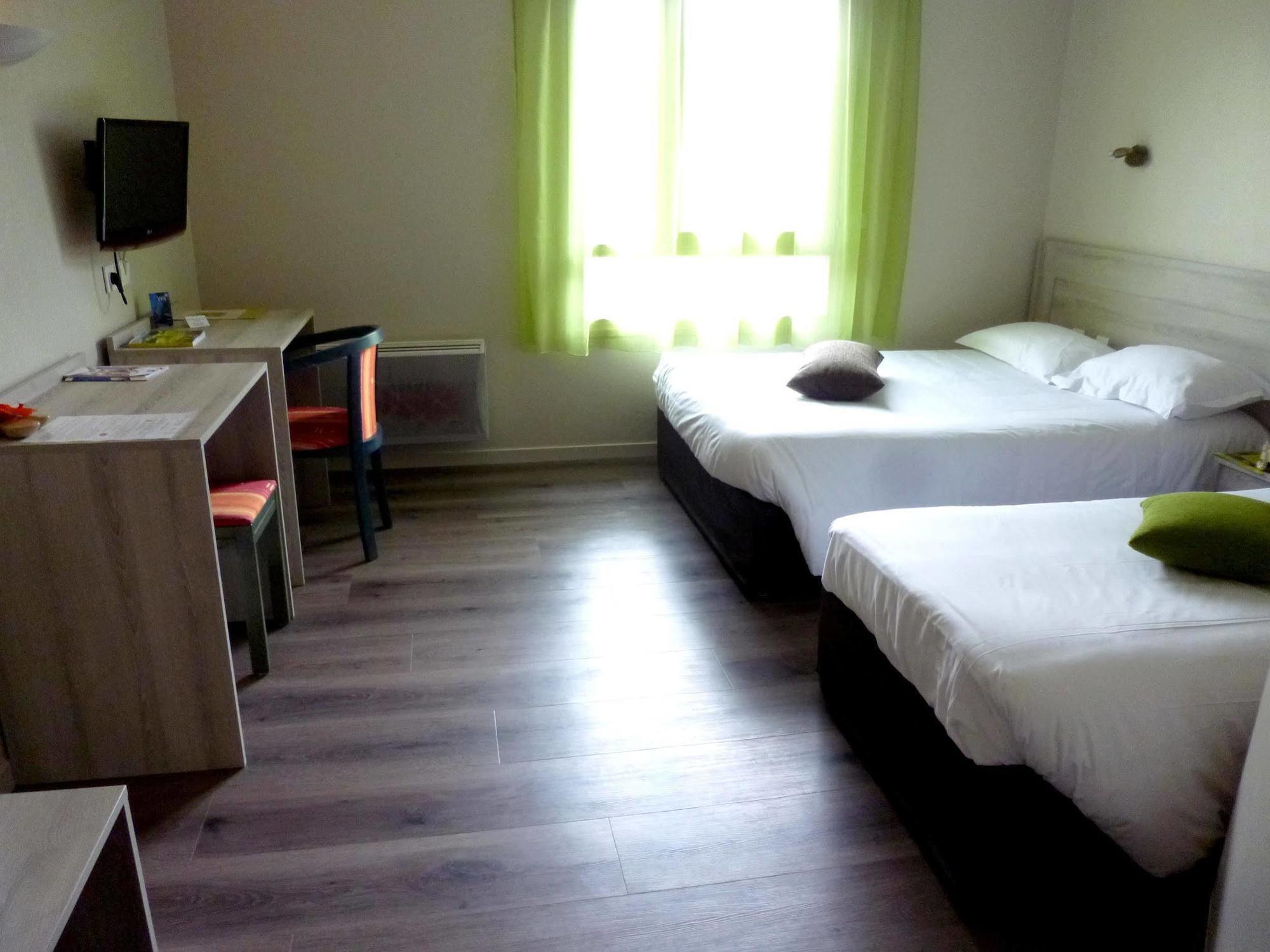 Hotel Le Chatard Sarcey Εξωτερικό φωτογραφία