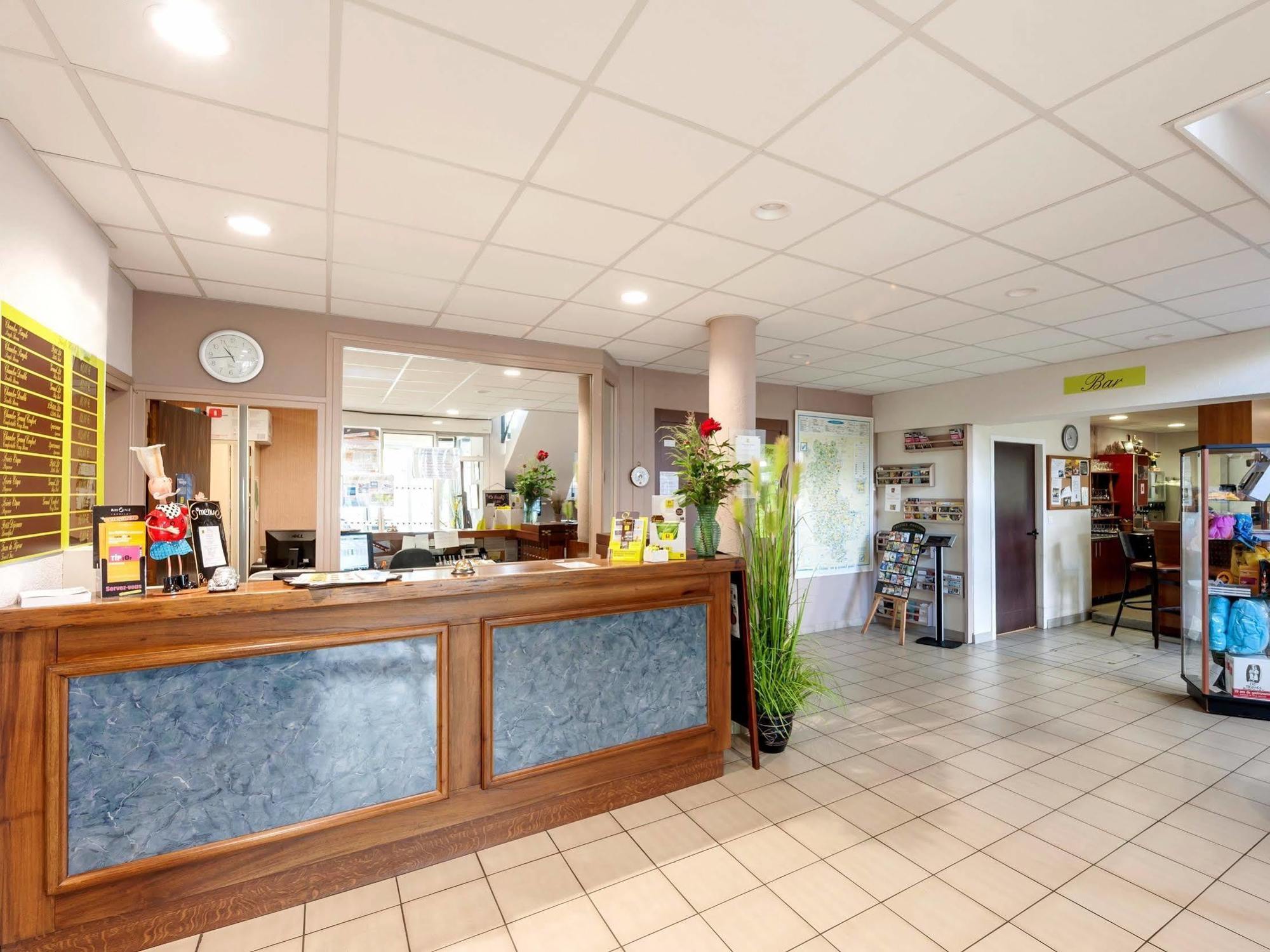 Hotel Le Chatard Sarcey Εξωτερικό φωτογραφία