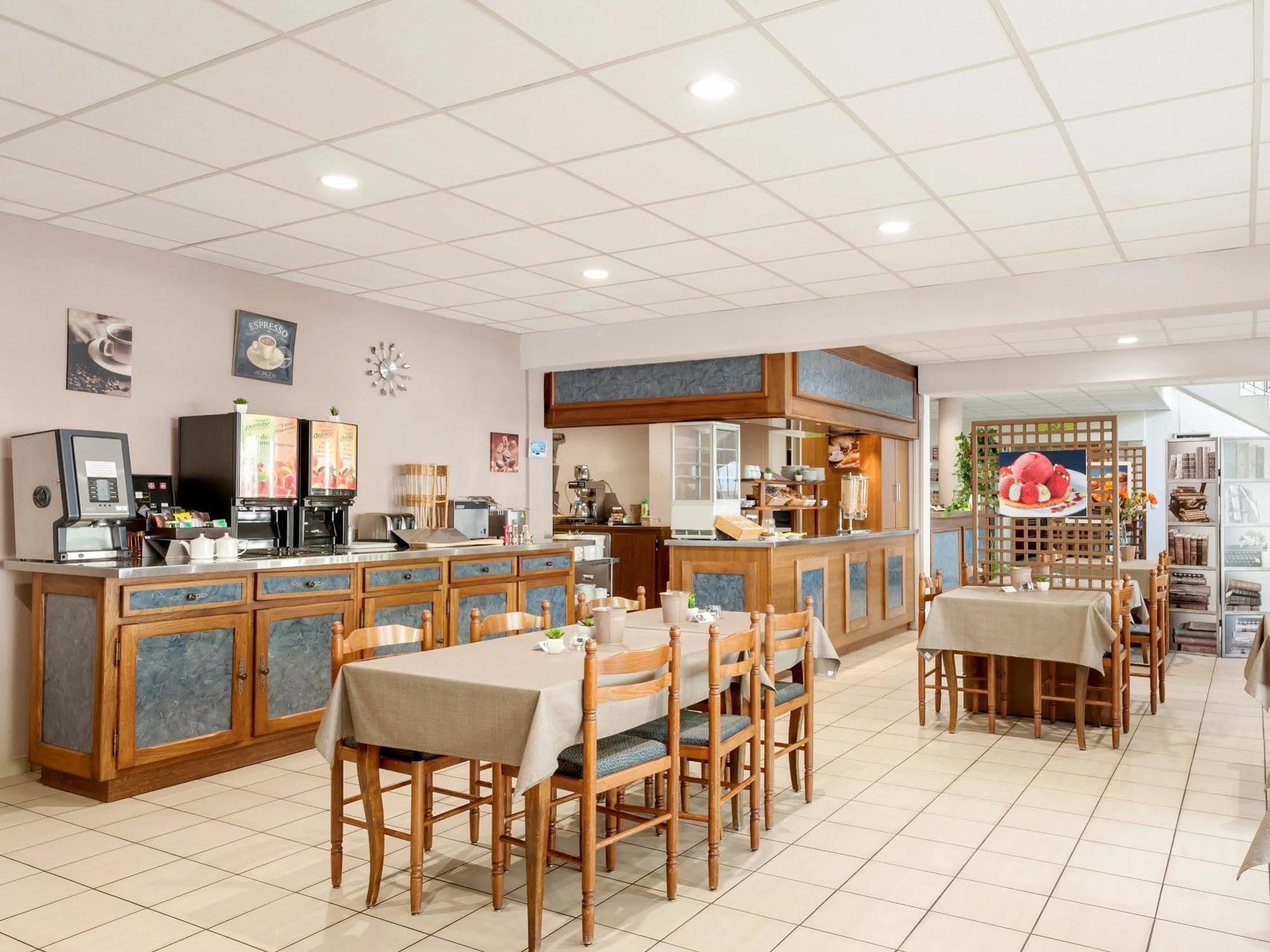 Hotel Le Chatard Sarcey Εξωτερικό φωτογραφία